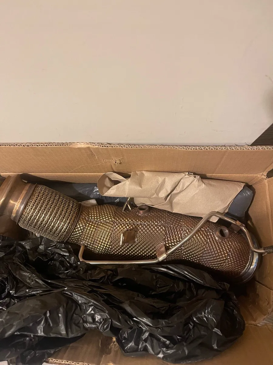 DCE B48 Downpipe - 200 Cell + Heatshield - BMW - Image 4