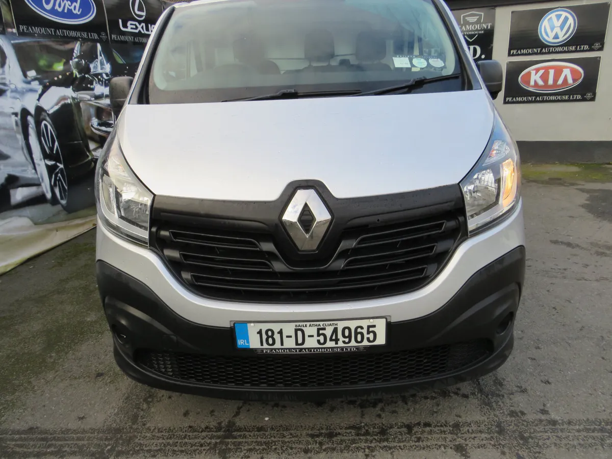 Renault Trafic 2018 SWB VAN FRESH DOE 26 - Image 3