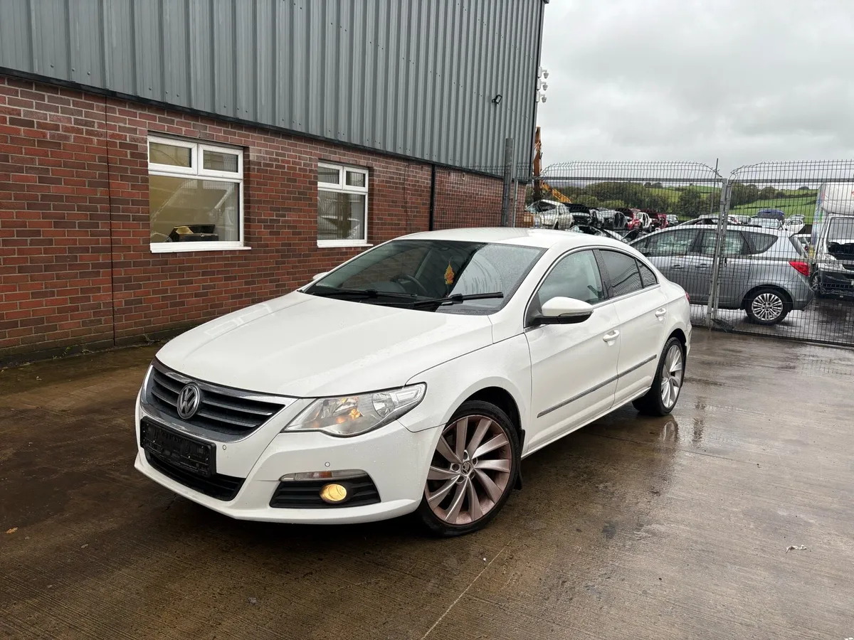 BREAKING 2010 VW PASSAT CC 2.0 Diesel Manual CBAB - Image 2