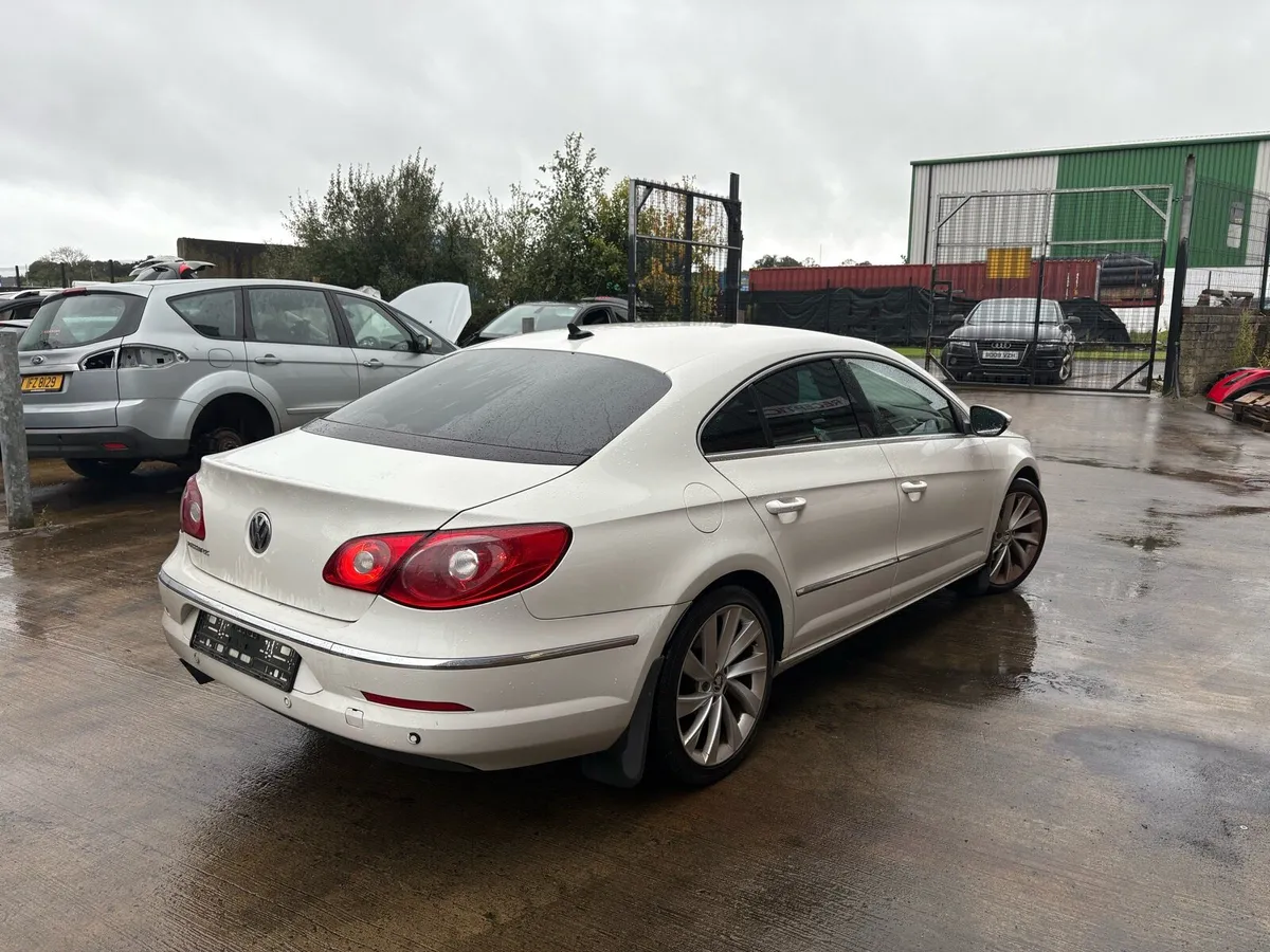 BREAKING 2010 VW PASSAT CC 2.0 Diesel Manual CBAB - Image 4