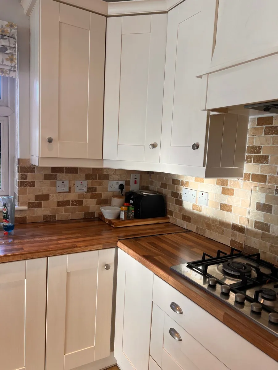 Kitchen - Image 2