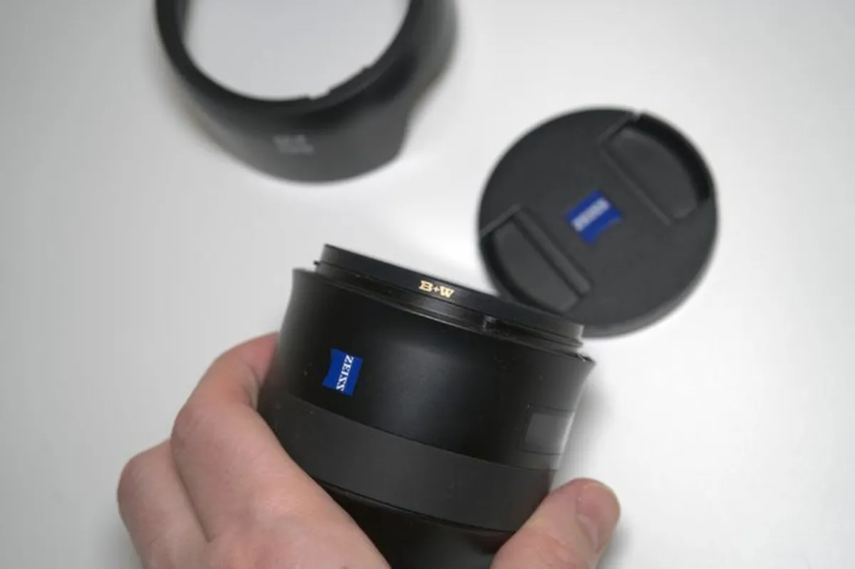 ZEISS Batis 2/25 Full-frame Sony E-mount with B+W - Image 2
