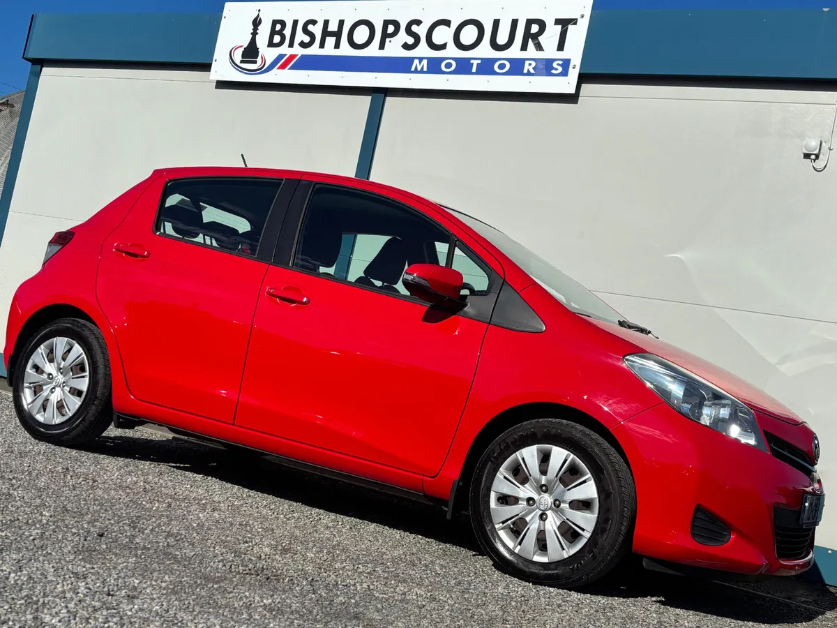 Toyota Yaris 2012 - Image 3