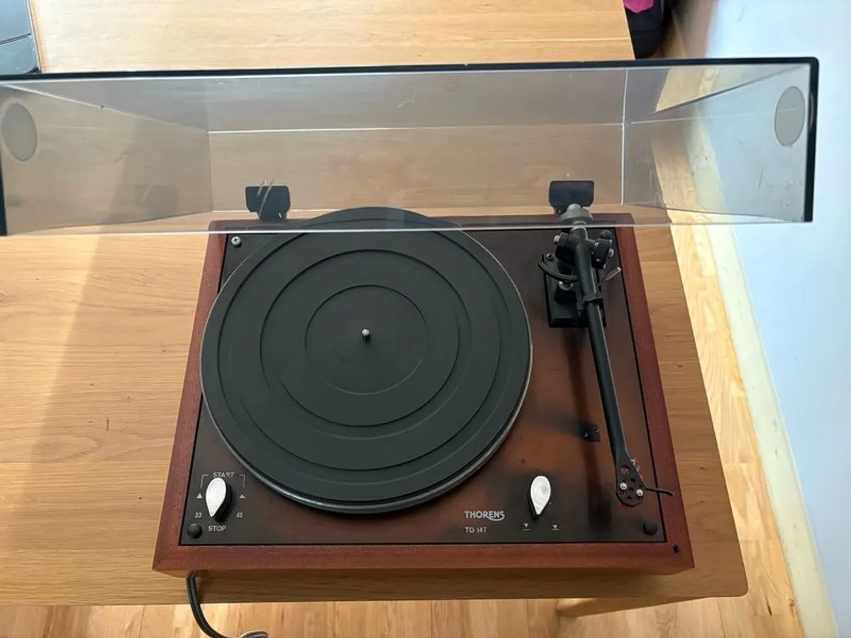 Thorens TD 147 Turntable - Image 2