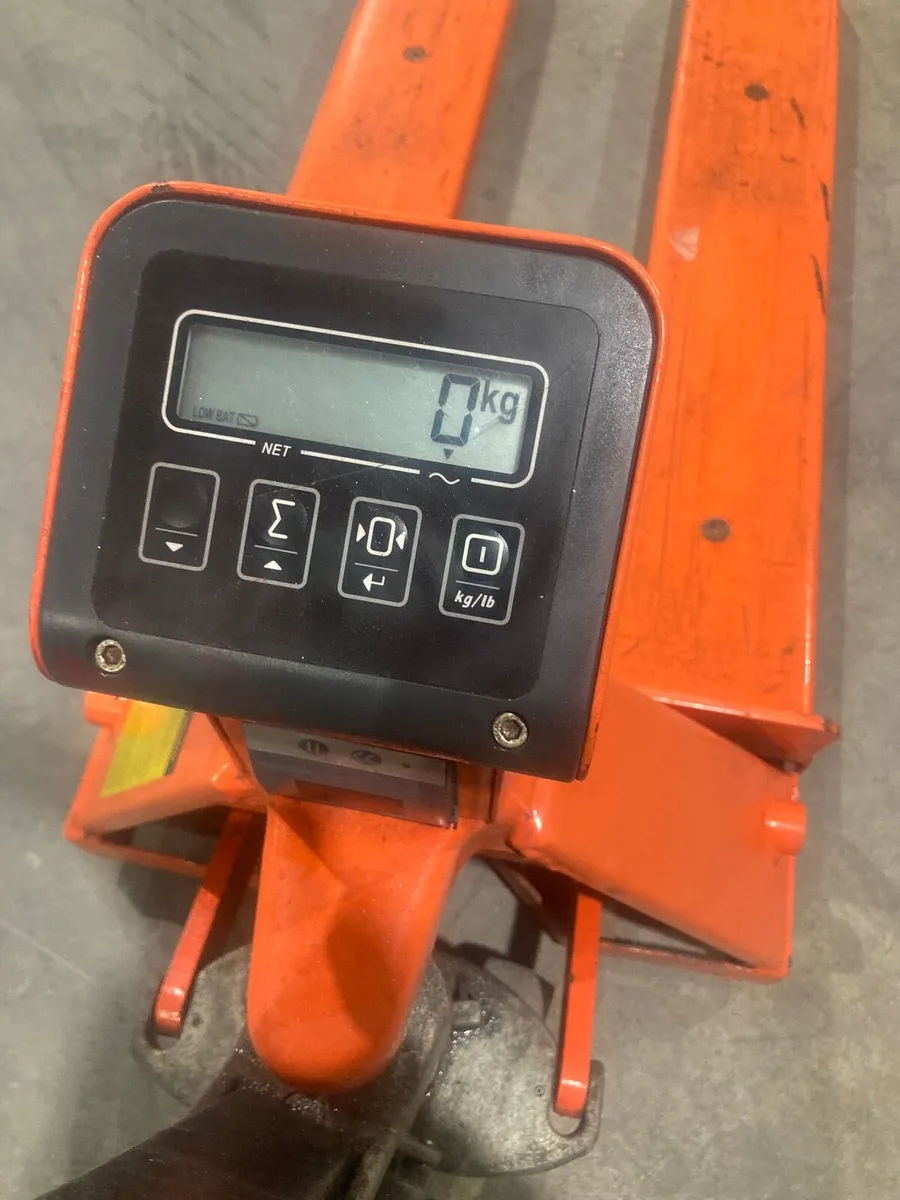 Pallet truck scales - Image 1