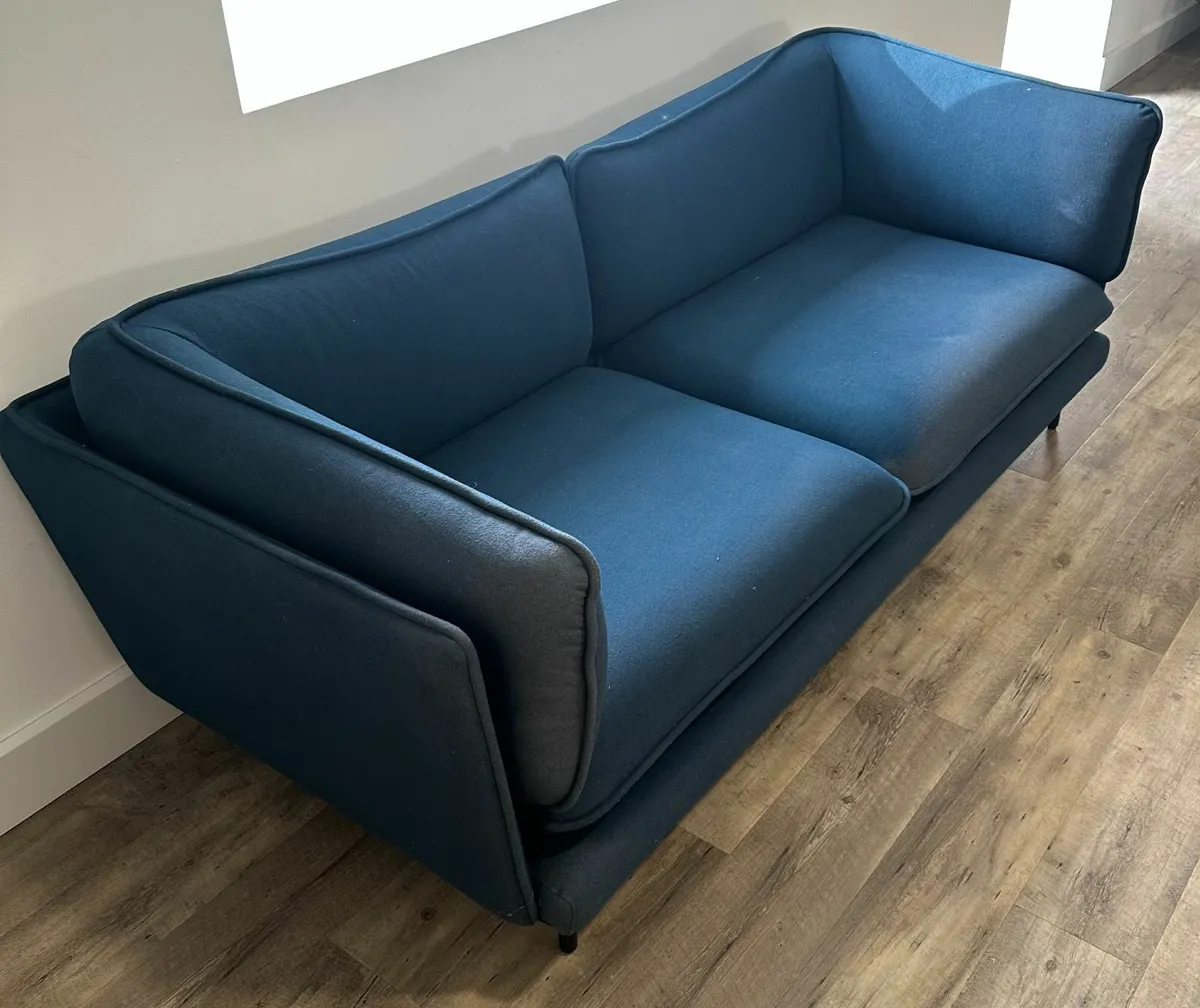 Designer Sofa - Image 2