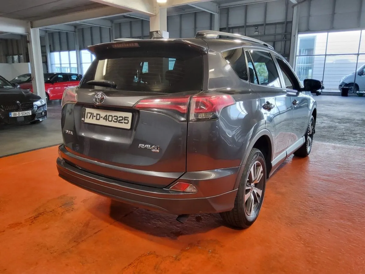 Toyota Rav4 2.0 D-4d (143) 2WD Luna - Image 4
