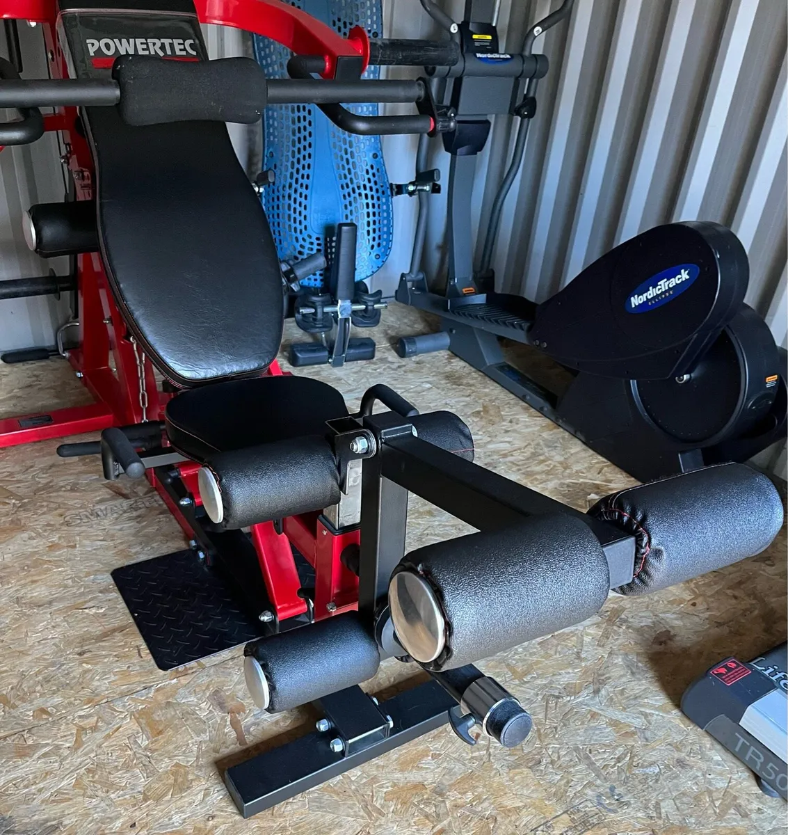 Powertec Olympic leverage gym + leg extension - Image 4
