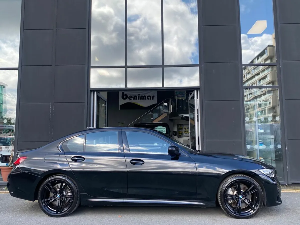 BMW 3-Series 330e M-Sport Auto (PHEV) - Image 4