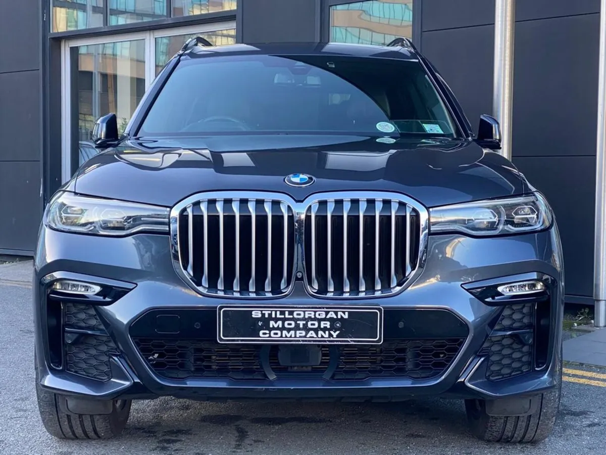 BMW X7 40i M-Sport Pro xDrive Auto - Image 2