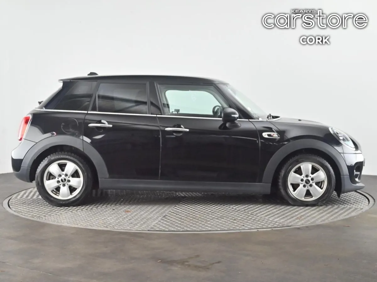MINI Cooper 1.5 Auto - Image 3