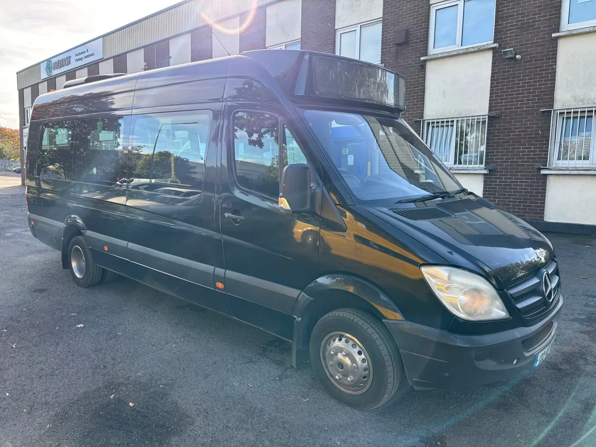 Mercedes Sprinter Mini Bus - Image 2