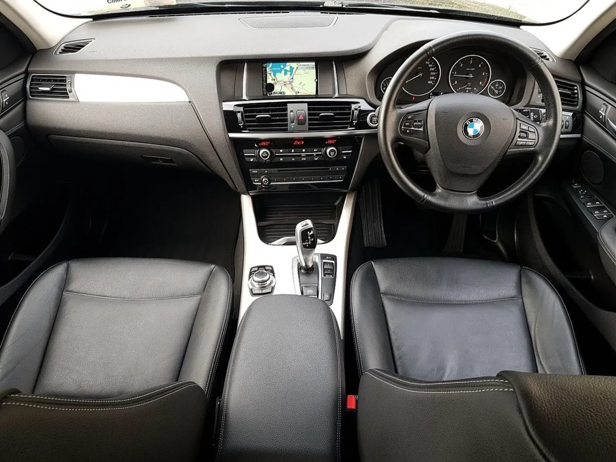 BMW X3 Sdrive18d SE - Image 4