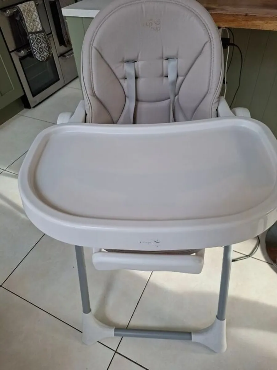 high chair - Image 3