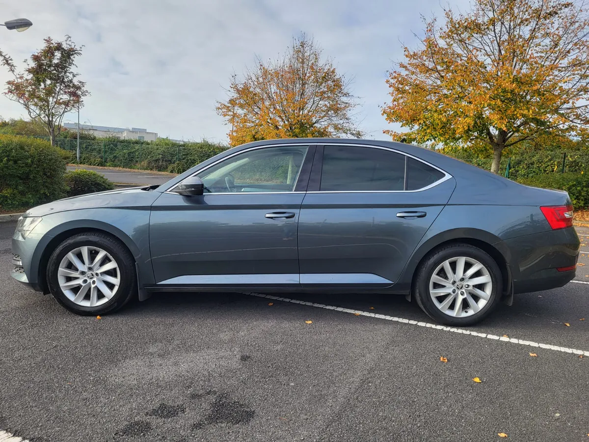 2021 SKODA SUPERB 2.0 TDI STYLE HIGH SPEC - Image 4