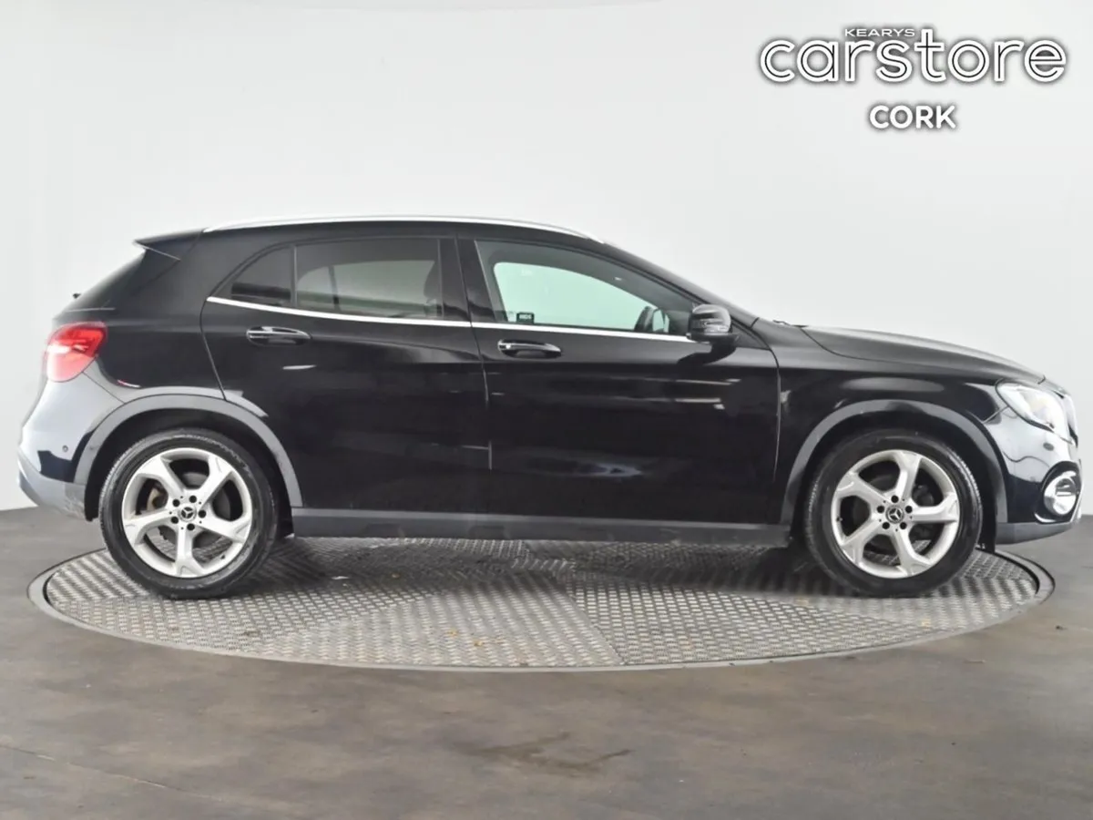 Mercedes-Benz GLA Class GLA 180 1.6 Auto - Image 3