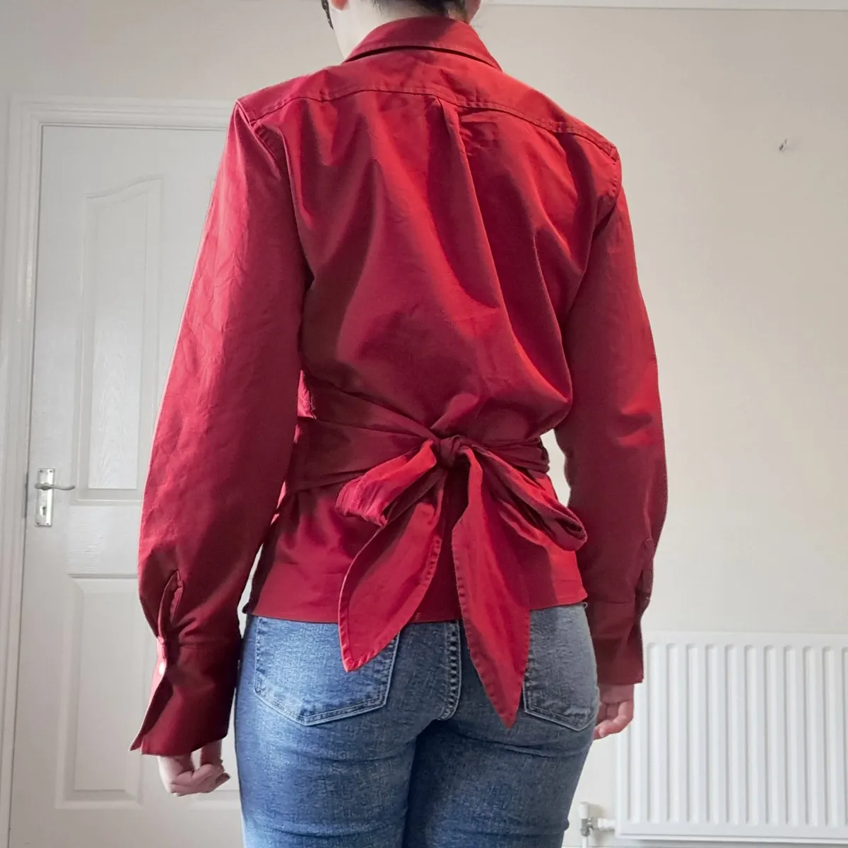 Gap Red Wrap Stretch Shirt Size M - Image 4