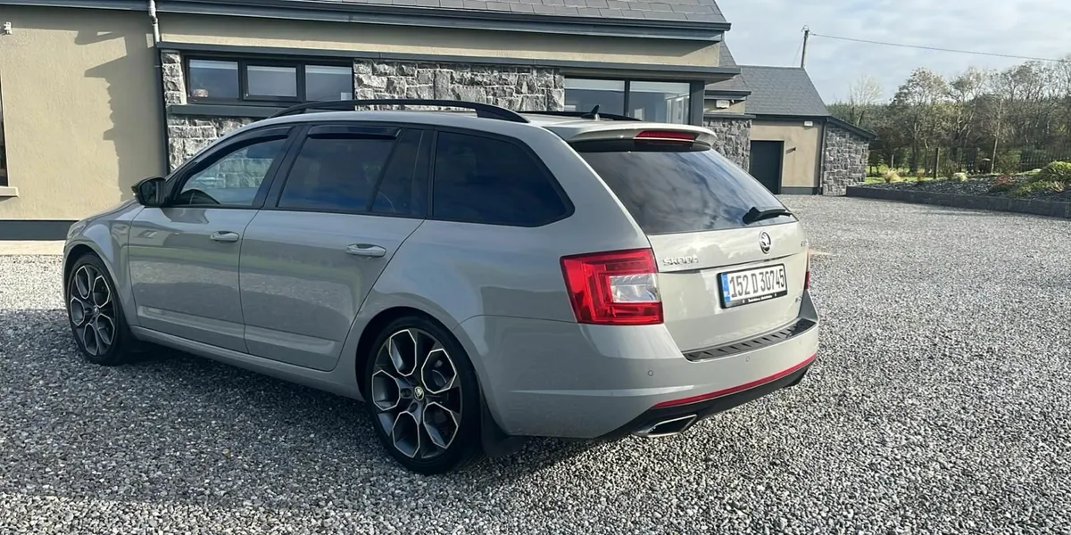2015 Skoda Octavia VRS 2.0 TDI DSG - Image 2