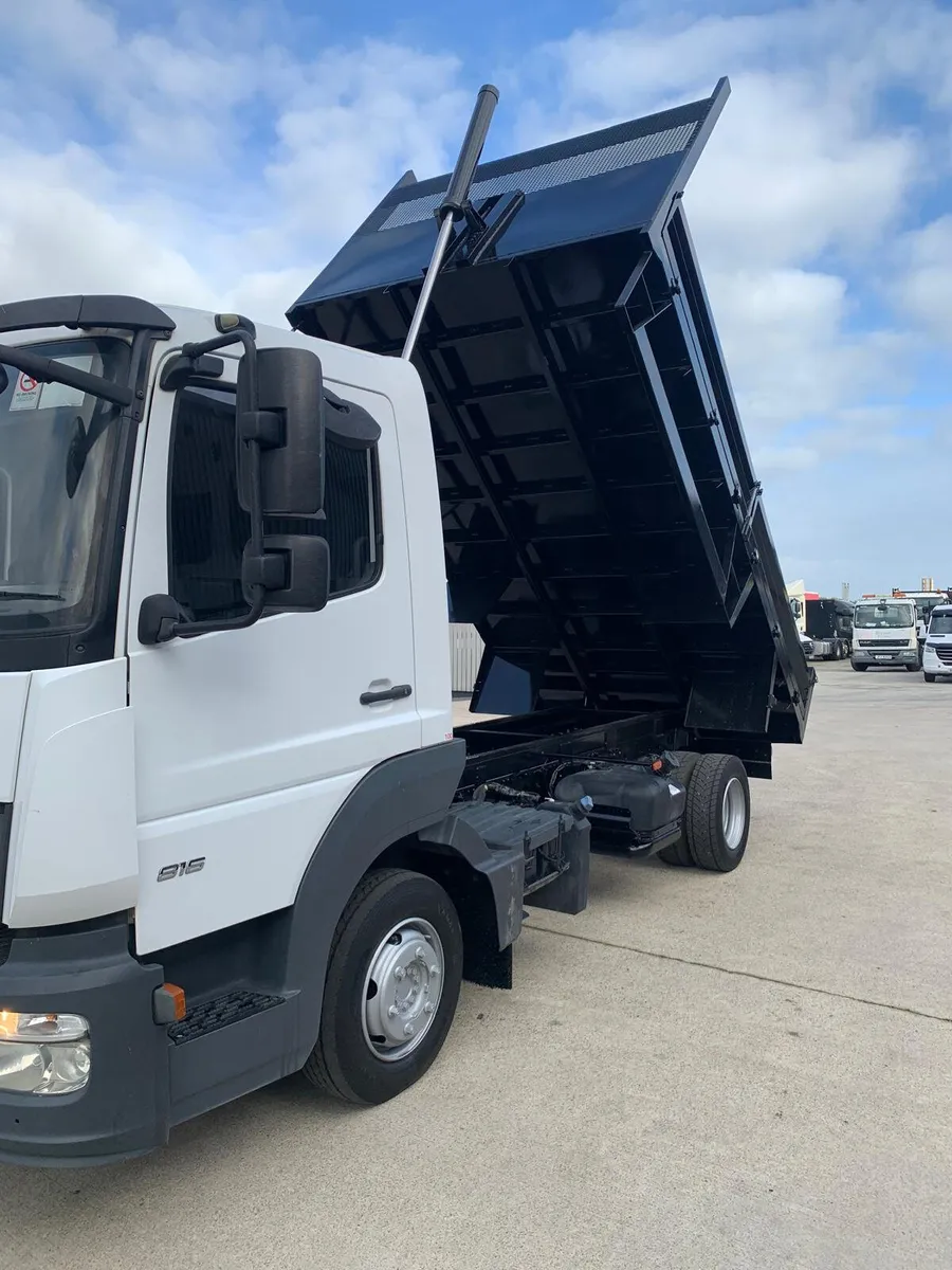June 2018 Mercedes Atego 816 7.5T Tipper - Image 3