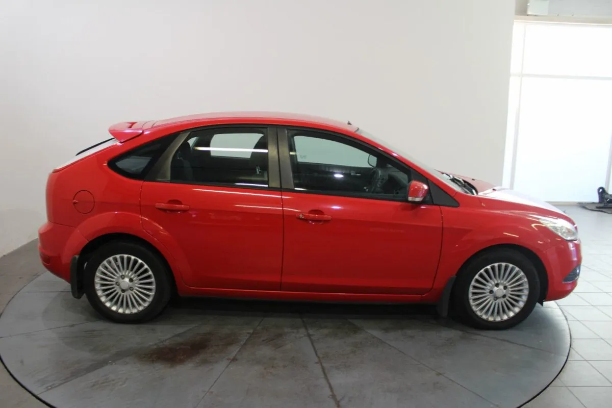 Ford Focus 1.6 Tdci 109 PS Style - Image 3