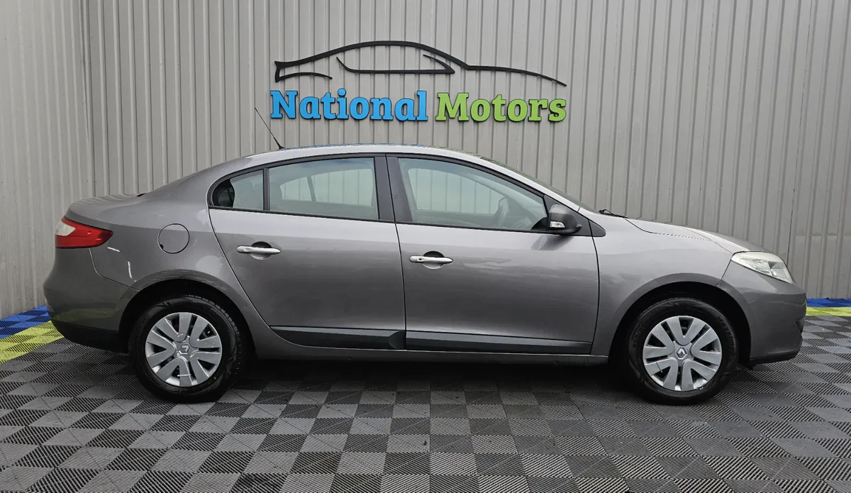 2013 Renault Fluence 1.5 DCI EXPRESSION - Image 2