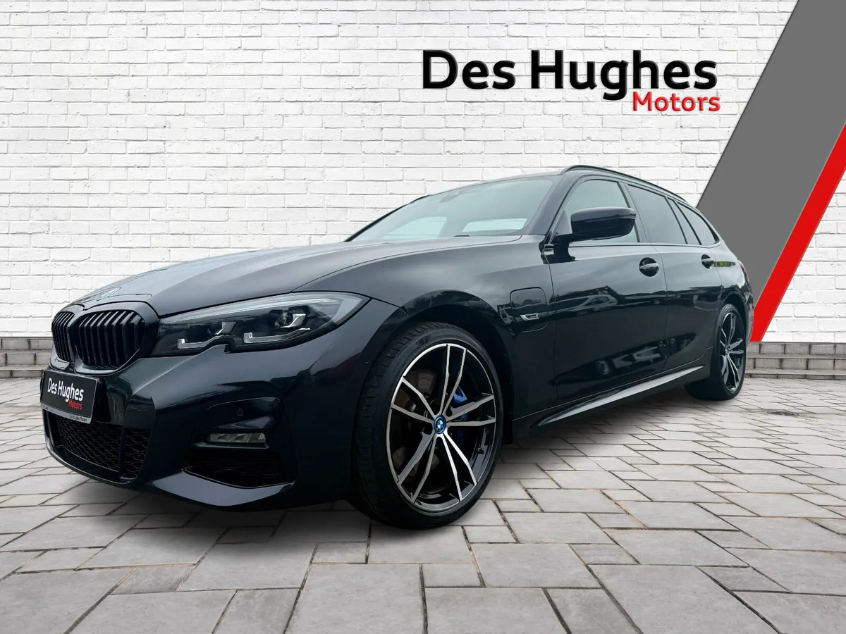 BMW 3-Series 2022 330E M-Sport Estate - Image 3