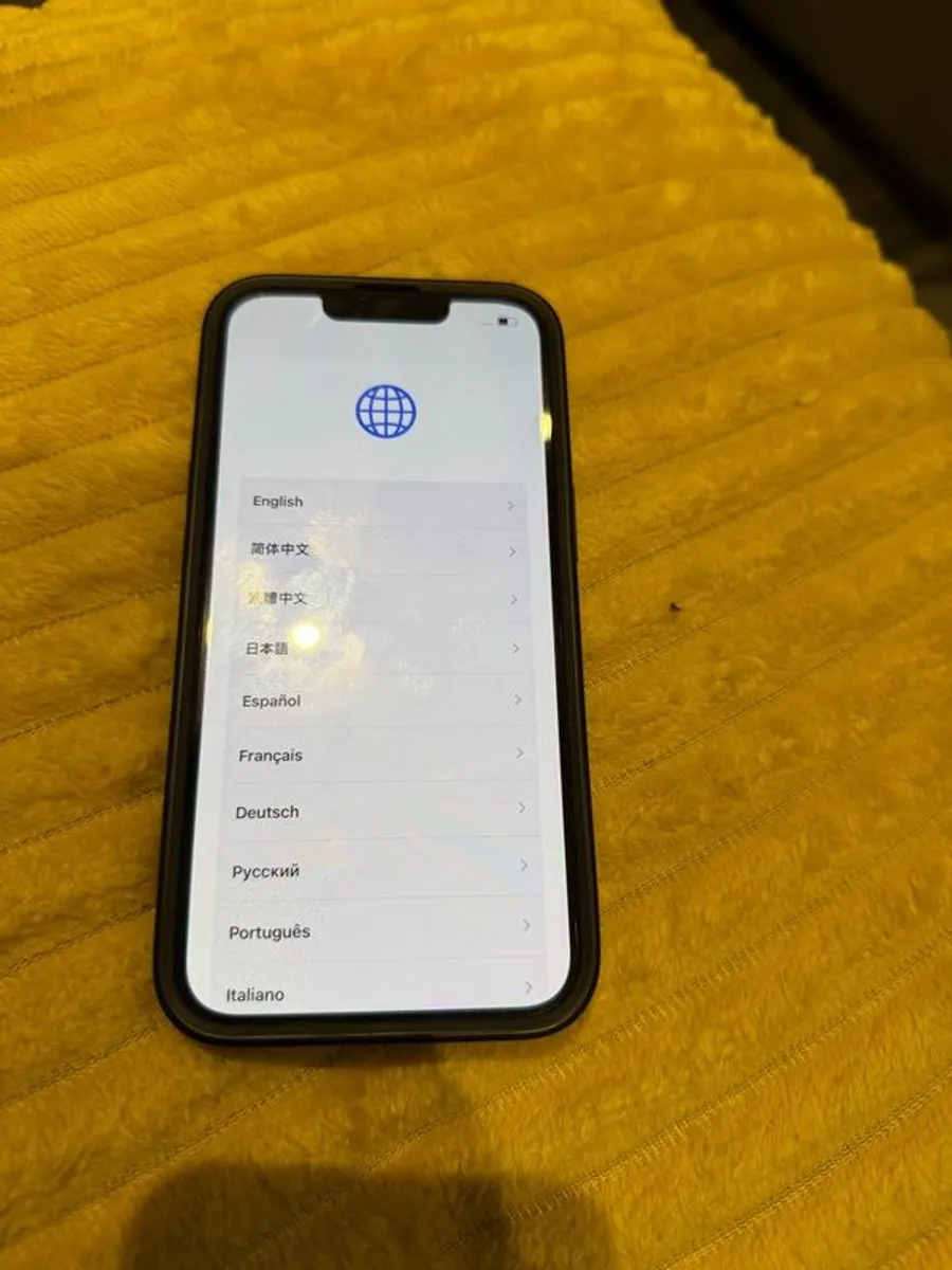iPhone 14 - Image 4