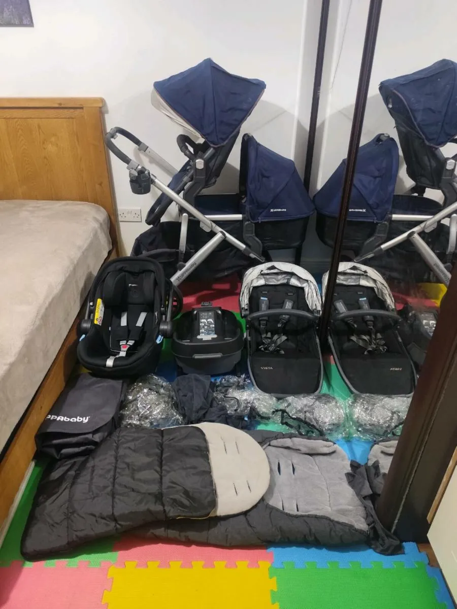 Uppababy vista travel system - Image 1