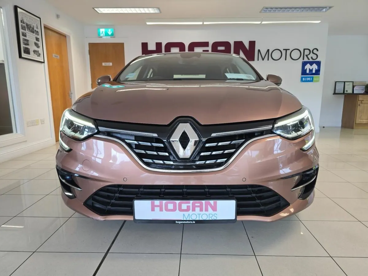 Renault Megane Iconic Diesel 5dr H/B * Best Spec * - Image 2