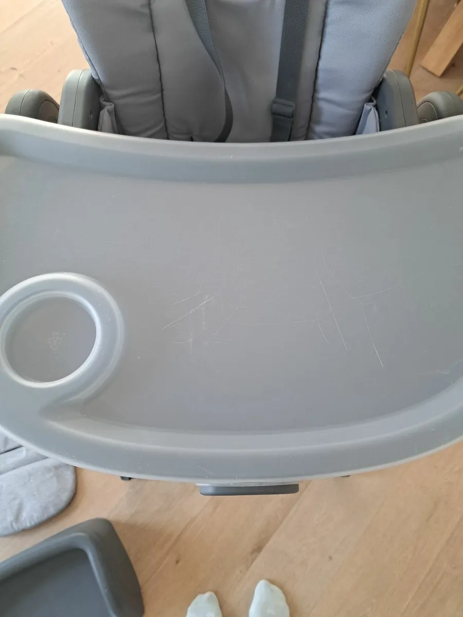 Maxi Cosi Highchair - Image 3