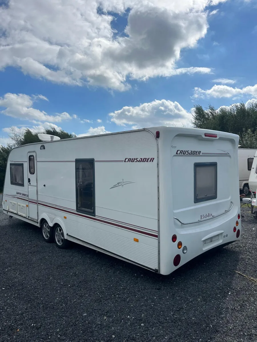 Elddis 4 Berth Fixed Bed Rear Washroom Caravan - Image 3