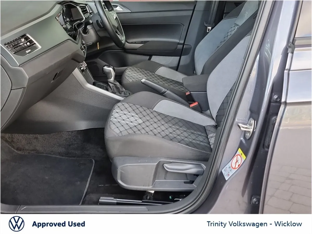 Volkswagen Polo R-line DSG Automatic 1.0 TSI 95bh - Image 4