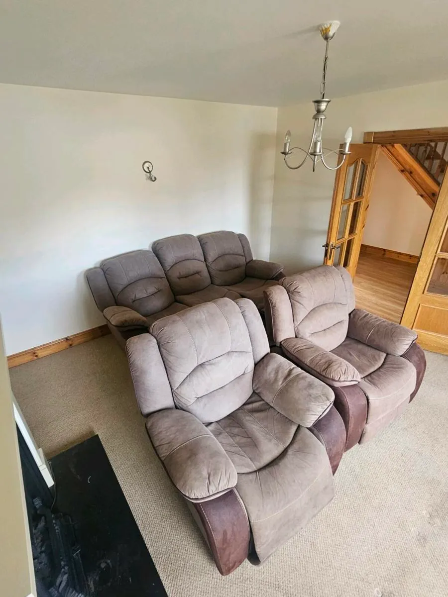 Couch set - Image 3
