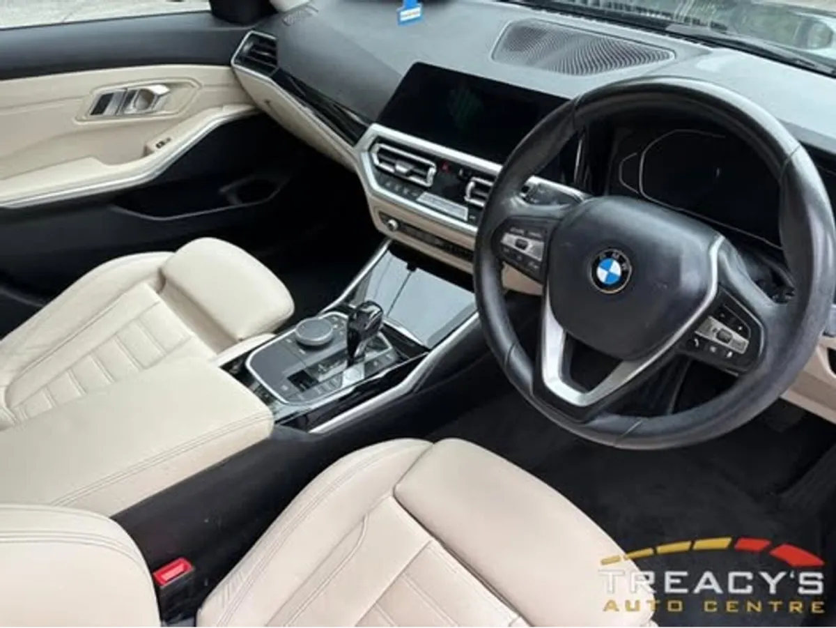 BMW 3-Series 2021 D SPORT AUTO 1 OWNER - Image 4