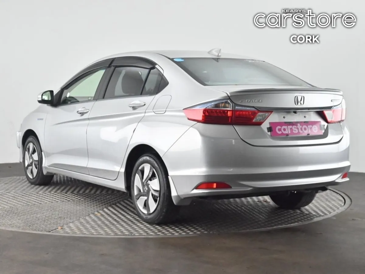 Honda Grace 1.5 4 DR Auto - Image 4