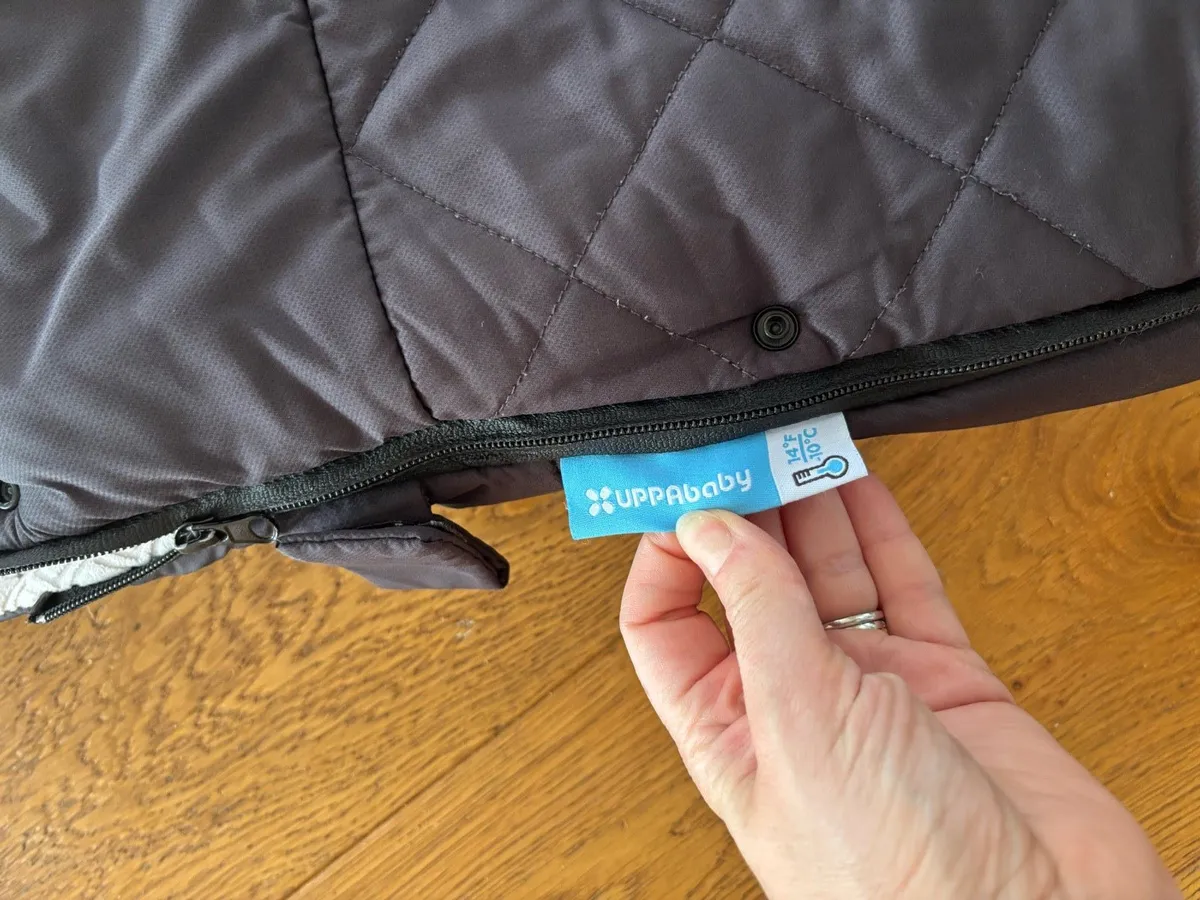 Uppababy cozy ganoosh footmuff - Image 2