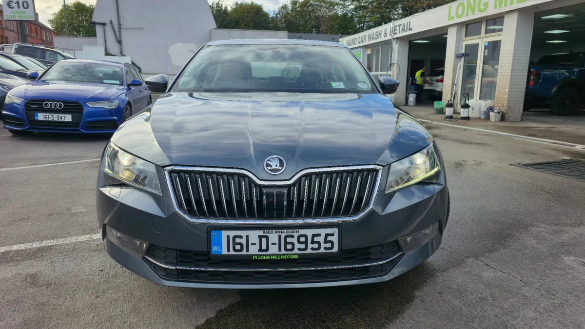 Skoda Superb 2016 - Image 4