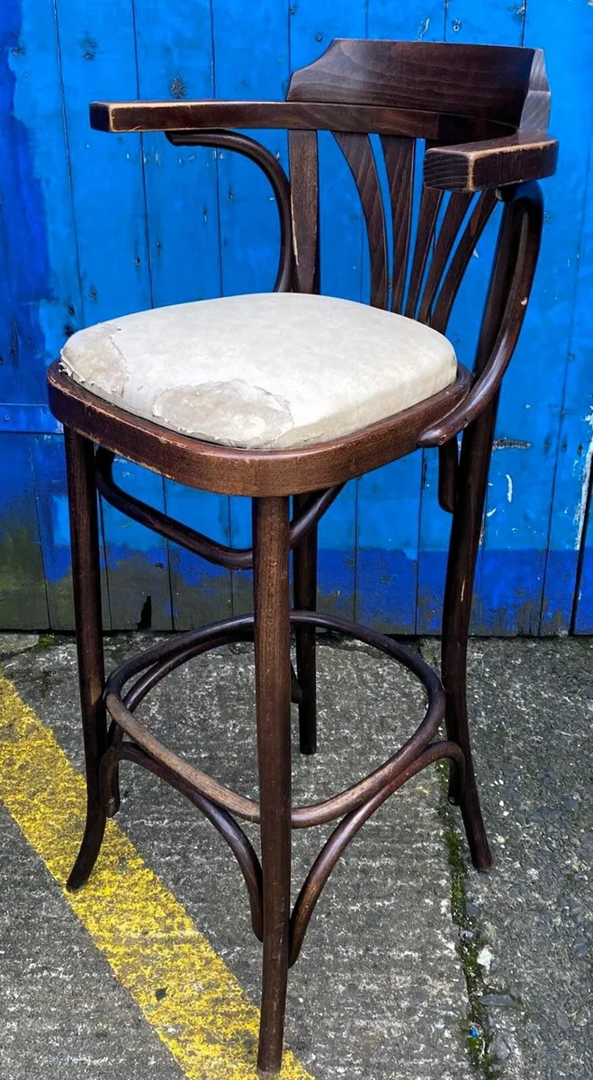 BENTWOOD BAR STOOLS £55 EACH - Image 3