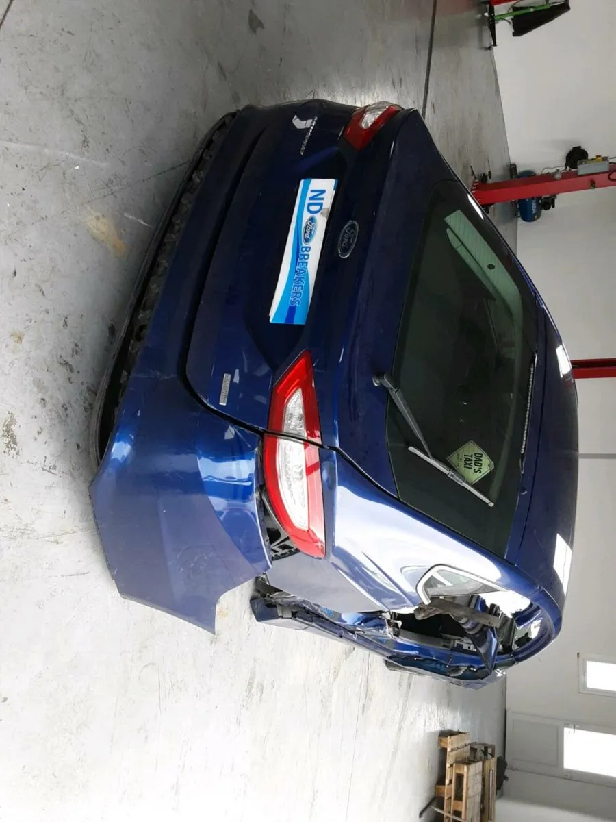 2015 ford mondeo for breaking - Image 2