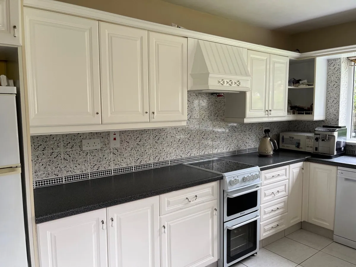 Kitchen units - Image 4