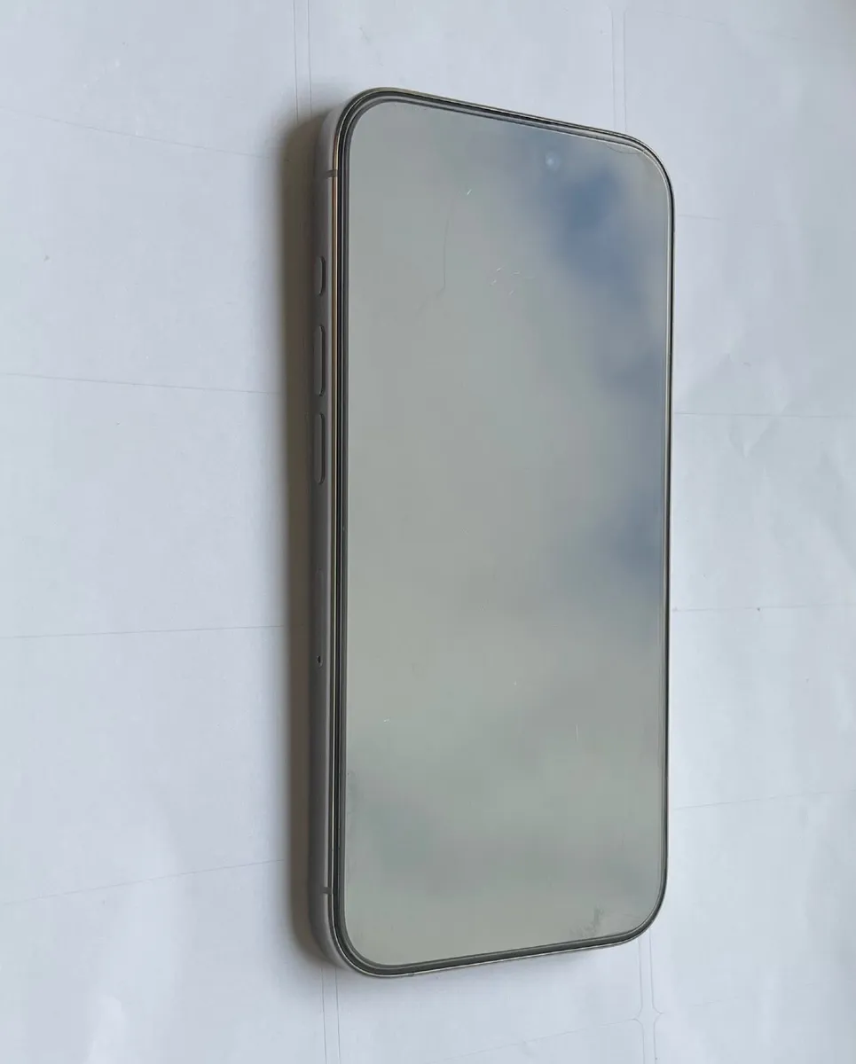 iPhone 15 PRO 256GB - Unlocked - Image 2