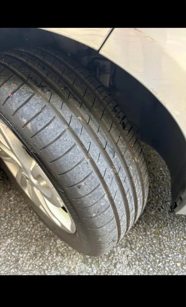 Renault Fluence 1.5 dci Limited - Image 3