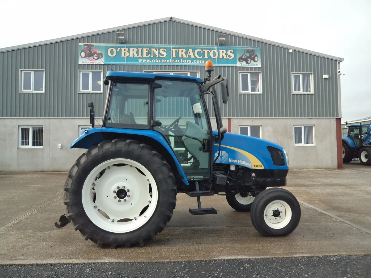 2011 New Holland T5030 - Image 1