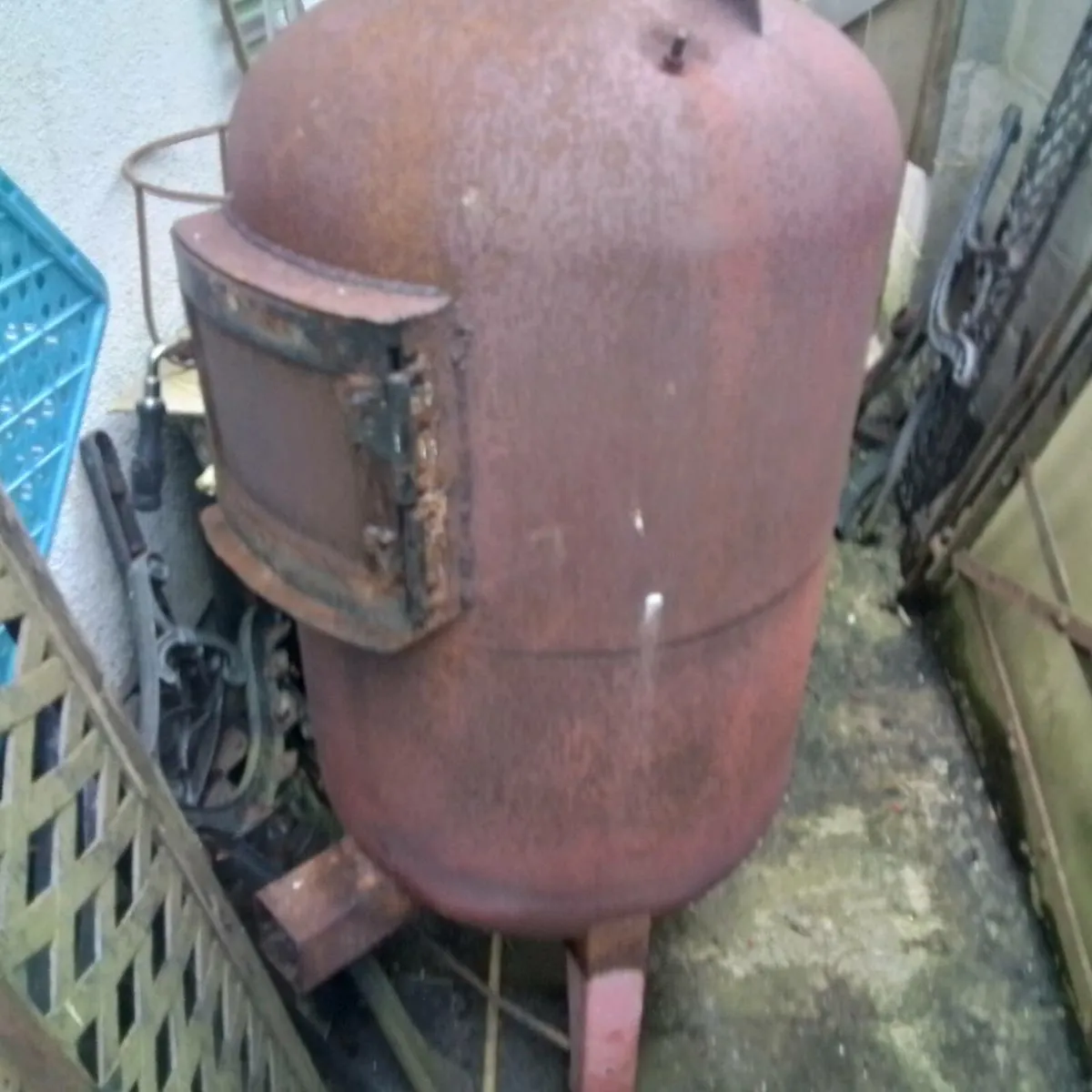 GARDEN INCINERATOR - Image 1