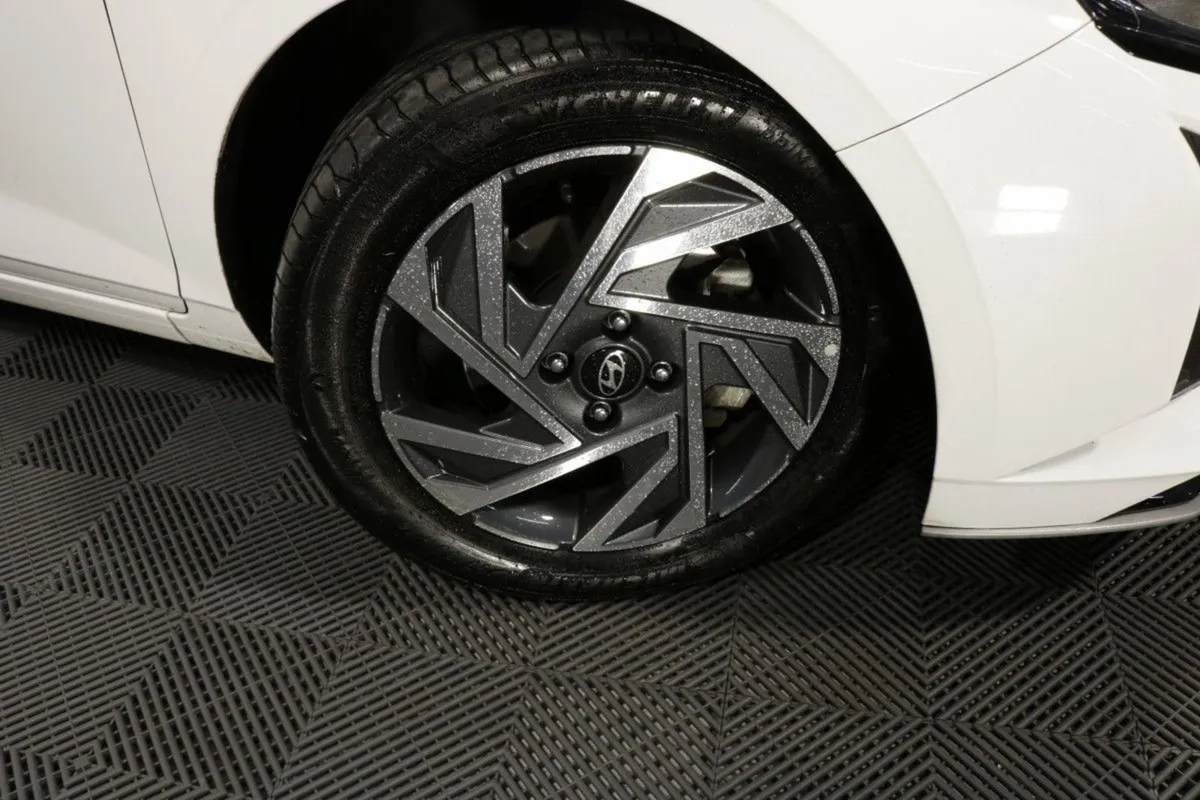 Hyundai i20 Automatic Deluxe Plus EX Demo 1.2l Pe - Image 3