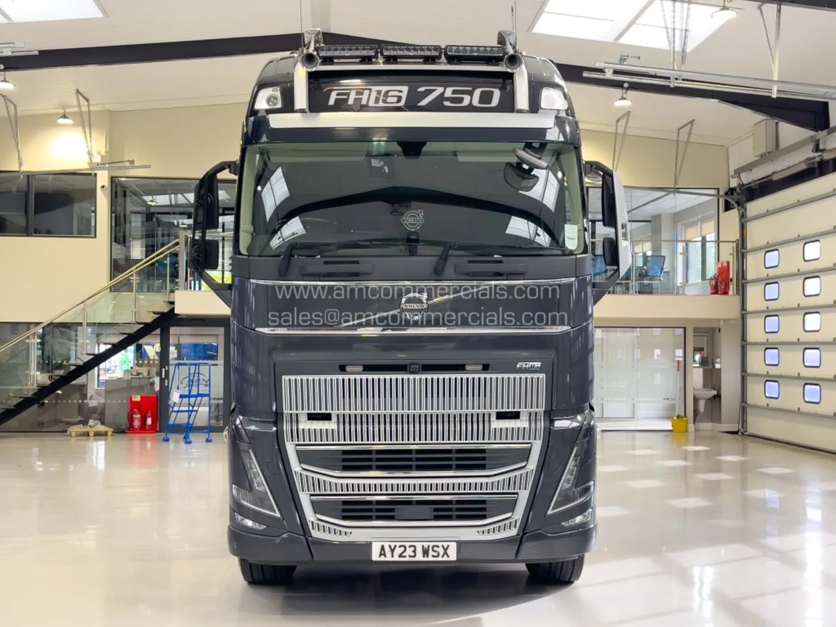 2023 VOLVO FH16 750 6X4 DOUBLE DRIVE HUB REDUCTION - Image 2