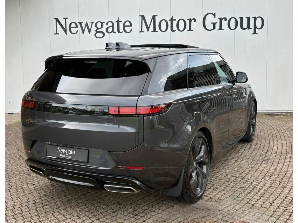 Land Rover Range Rover Sport AUTOBIOGRAPHY - Image 4