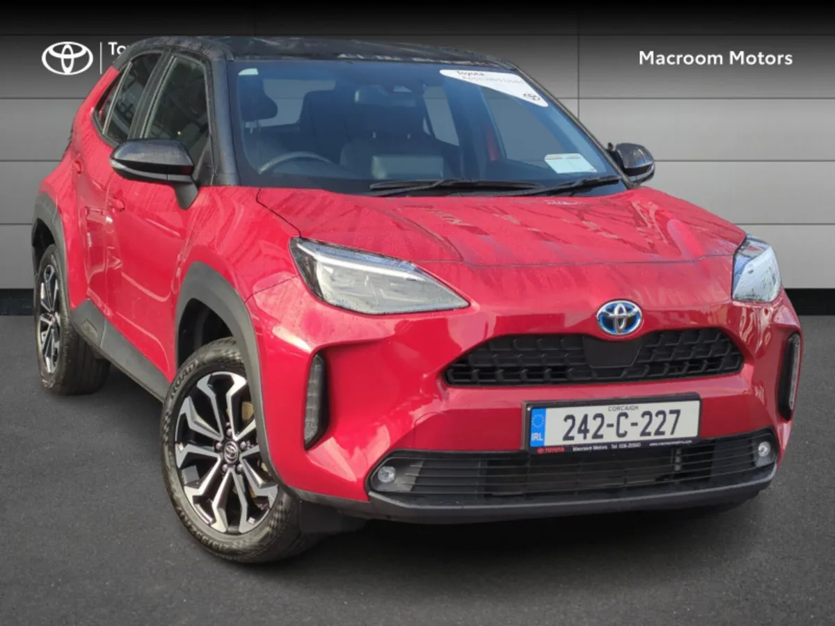 Toyota Yaris CROSS LUNA SPORT 4DR AUTO - Image 1