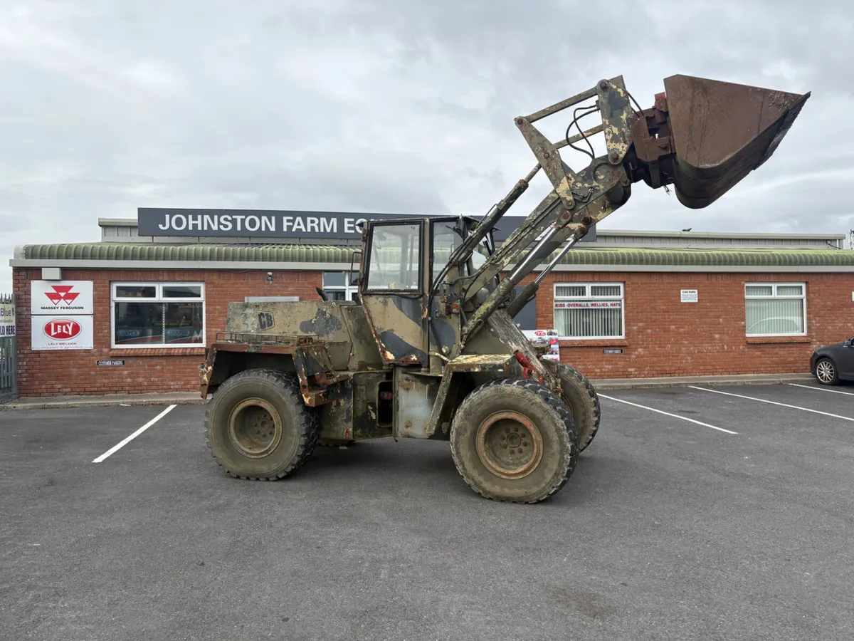 JCB 410M Loading shovel - Image 1