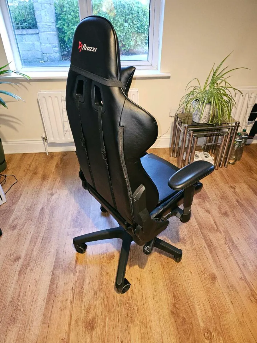 Arozzi Gaming Chair Black Leather - Image 4
